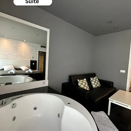 Ξενοδοχείο Acacias & 4*