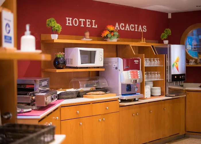 Hotel Acacias &