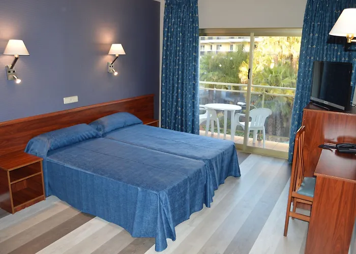 Hotel Acacias &