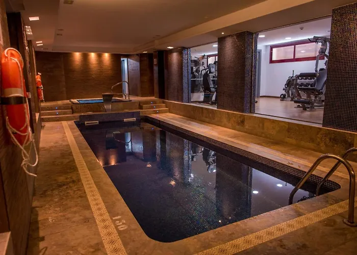 Hotel Acacias &
