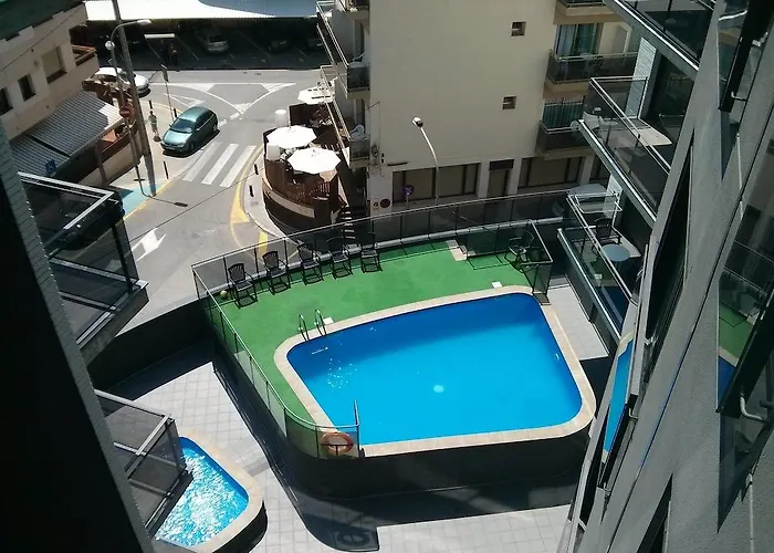 Acacias & Hotel Lloret de Mar