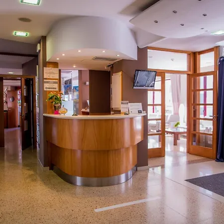 Hotel Acacias & Lloret de Mar